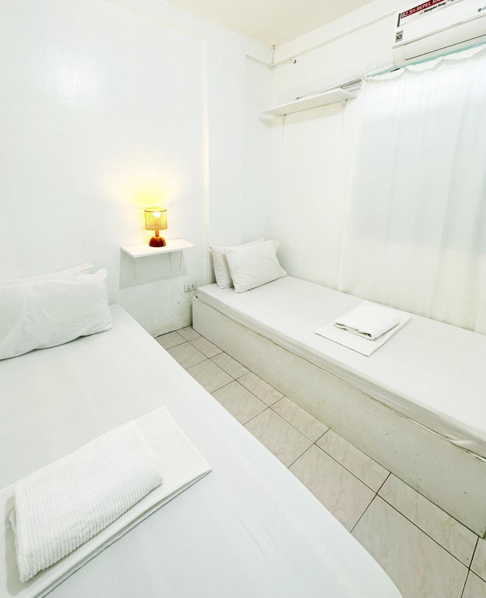 Backpackers Homestay - Nomadsmnl มะนิลา ภายนอก รูปภาพ