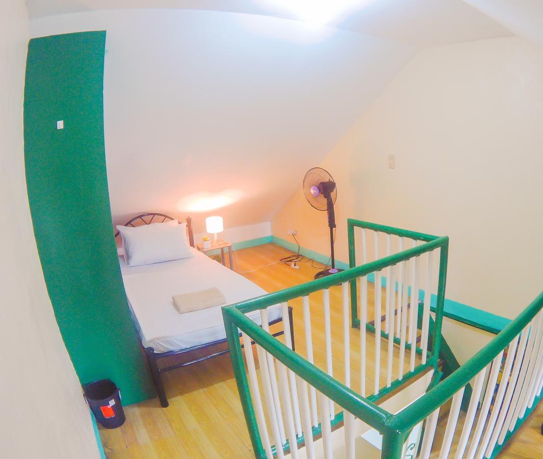 Backpackers Homestay - Nomadsmnl มะนิลา ภายนอก รูปภาพ