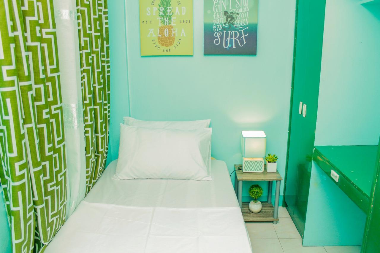 Backpackers Homestay - Nomadsmnl มะนิลา ภายนอก รูปภาพ