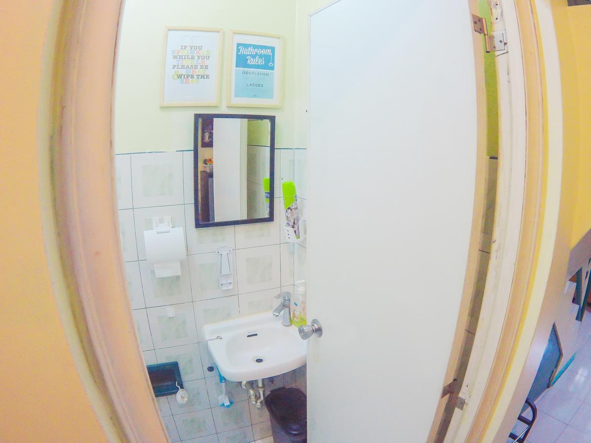 Backpackers Homestay - Nomadsmnl มะนิลา ภายนอก รูปภาพ